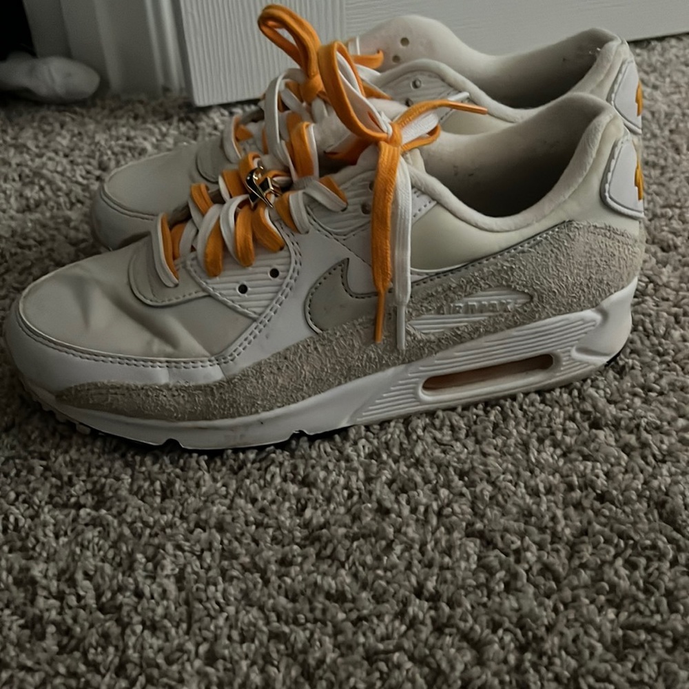 Women’s Nike air max
